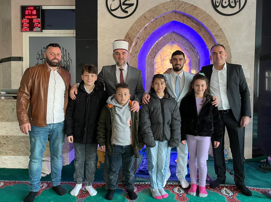 Transport Kufomash Gjermani Kosovë - Agjensi Funerali-Elezi Transport Kosovë Zvicër - Shërbimi ynë profesional që respekton traditat dhe respekton ndjenjën shpirtërore dhe fetare.